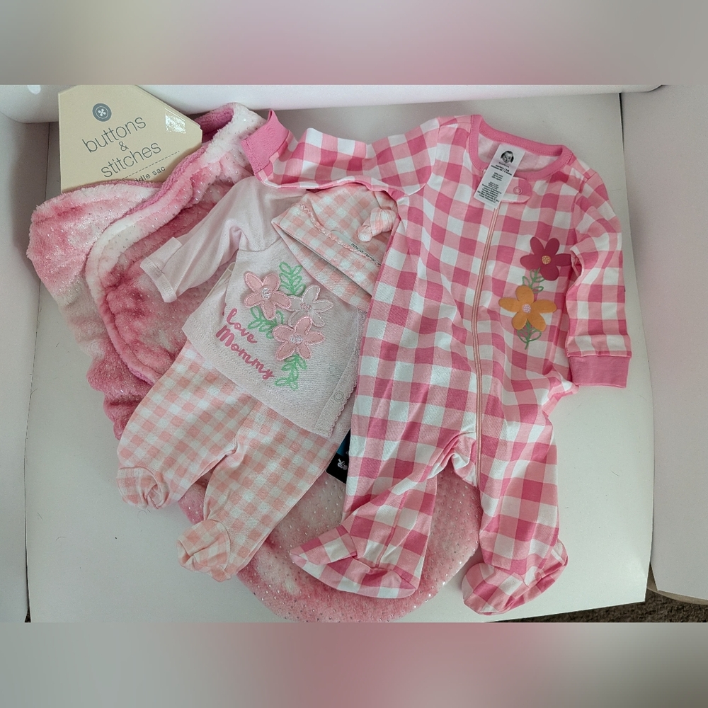 Set Of 3 Gerber Baby Outfits & Swaddle Sac
